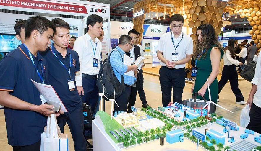 Nhiều cơ hội cho doanh nghiệp ngành điện, năng lượng tái tạo