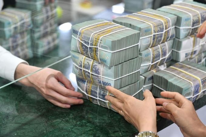 ngan-hang-chinh-sach-xa-hoi-dung-thu-lai-vay-voi-khach-hang-thiet-hai-do-bao-so-3