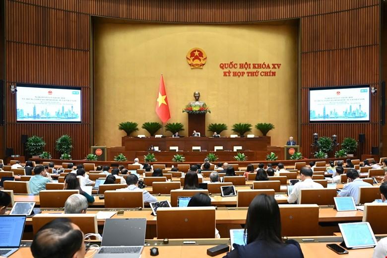 chinh-thuc-trinh-quoc-hoi-lap-trung-tam-tai-chinh-quoc-te-tai-viet-nam