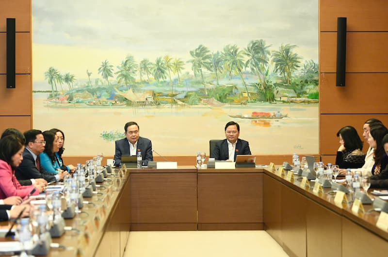 chu-tich-quoc-hoi-co-quan-trinh-luat-phai-chiu-trach-nhiem-den-cung