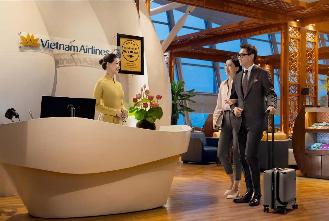 vietnam-airlines-lap-ky-luc-lich-su-doanh-thu-123000-ty-dong-lai-hon-8400-ty-dong-nam-2025