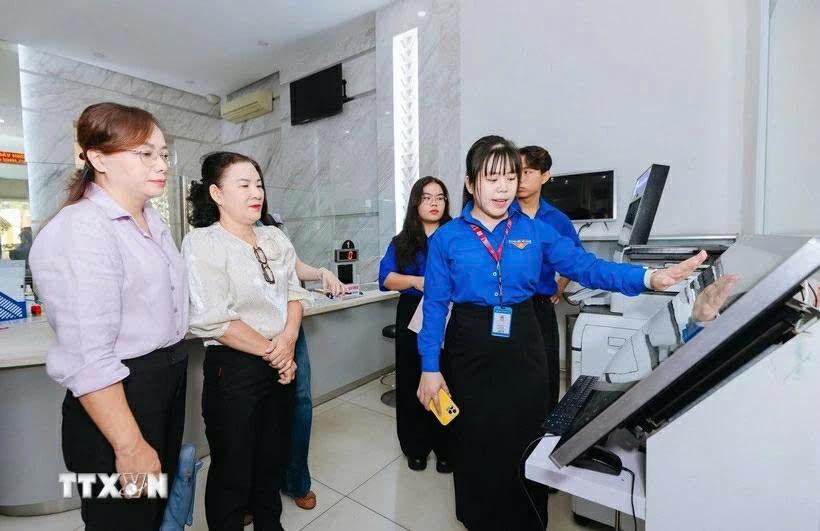 nhung-chuyen-bien-trong-cai-cach-hanh-chinh-tai-tp-ho-chi-minh