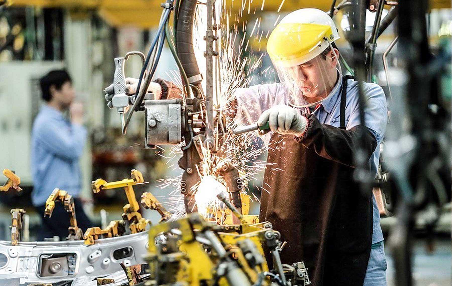 muc-tieu-tang-truong-10-va-nhung-rui-ro-co-the-lam-gay-nhip-ky-vong