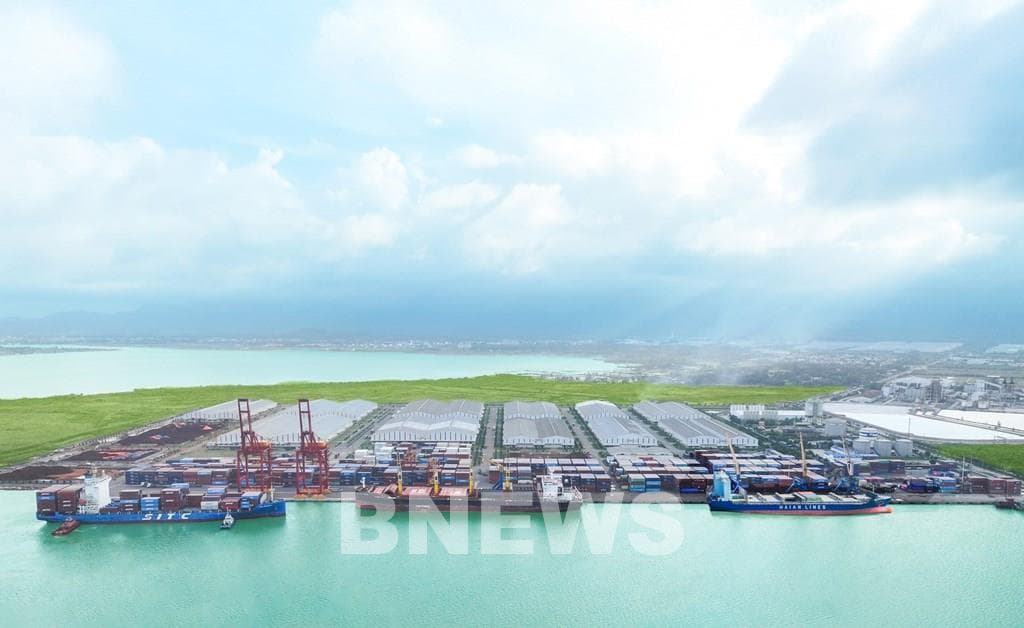 Ngành cảng biển trước cơ hội tăng trưởng và thách thức mới