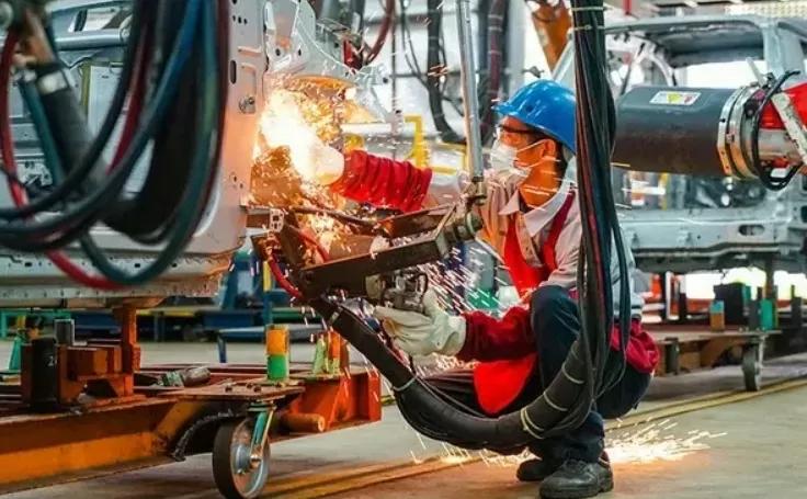 san-xuat-dan-dat-da-tang-truong-gdp-2024