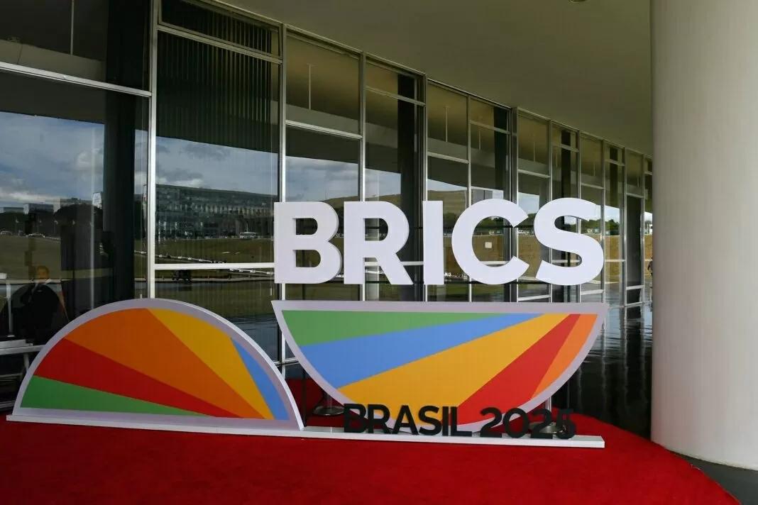 quy-carnegie-brics-dang-tren-nga-re-lich-su-co-hoi-dinh-hinh-trat-tu-the-gioi-moi