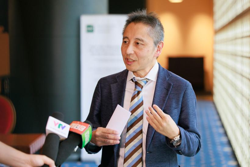 chuyen-gia-jica-noi-gi-ve-cu-hich-dua-chung-khoan-viet-nam-len-nhom-moi-noi