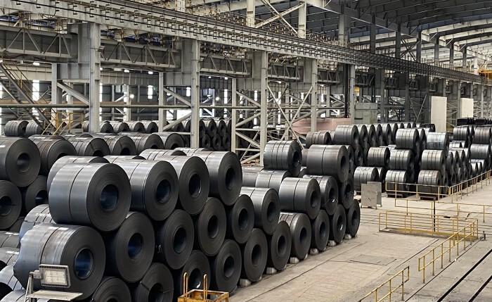 tiep-nhan-ho-so-yeu-cau-dieu-tra-thep-can-nong-kho-rong-tu-trung-quoc