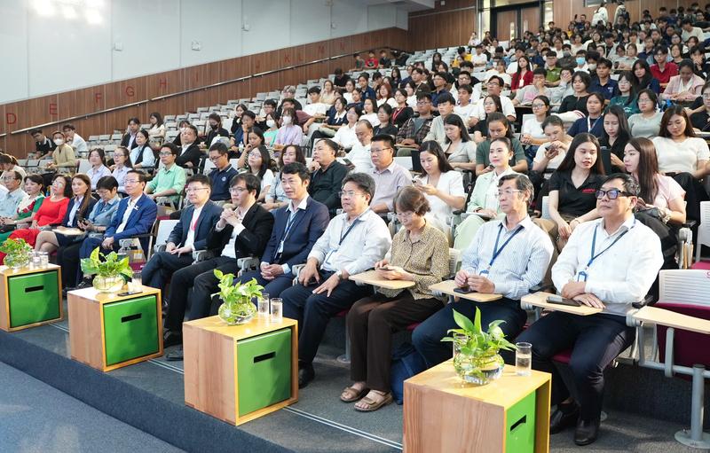 Uni Tour: Thúc đẩy đổi mới sáng tạo, chuyển đổi xanh