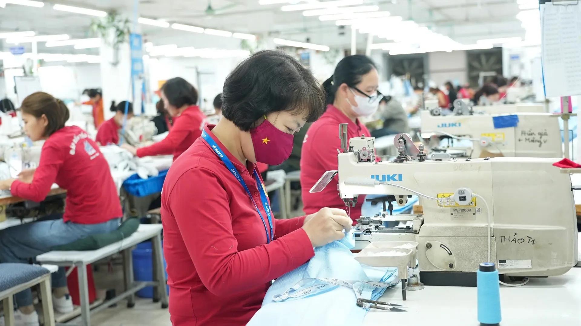 kien-tao-van-hoa-moi-cho-det-may-viet-nam