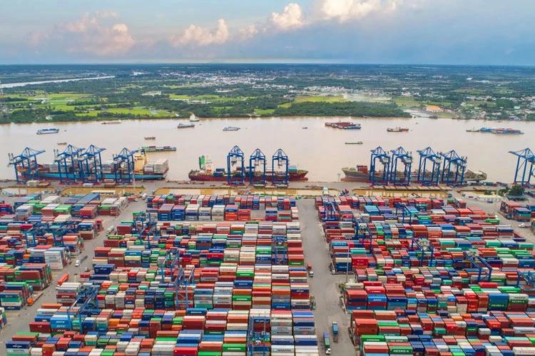 Bỏ nhiều điều kiện kinh doanh vận tải biển quốc tế, doanh nghiệp được nới ‘rào cản’