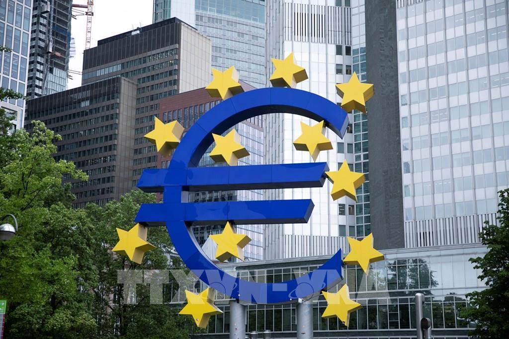 Tín dụng doanh nghiệp tại Eurozone tăng mạnh nhất kể từ năm 2023