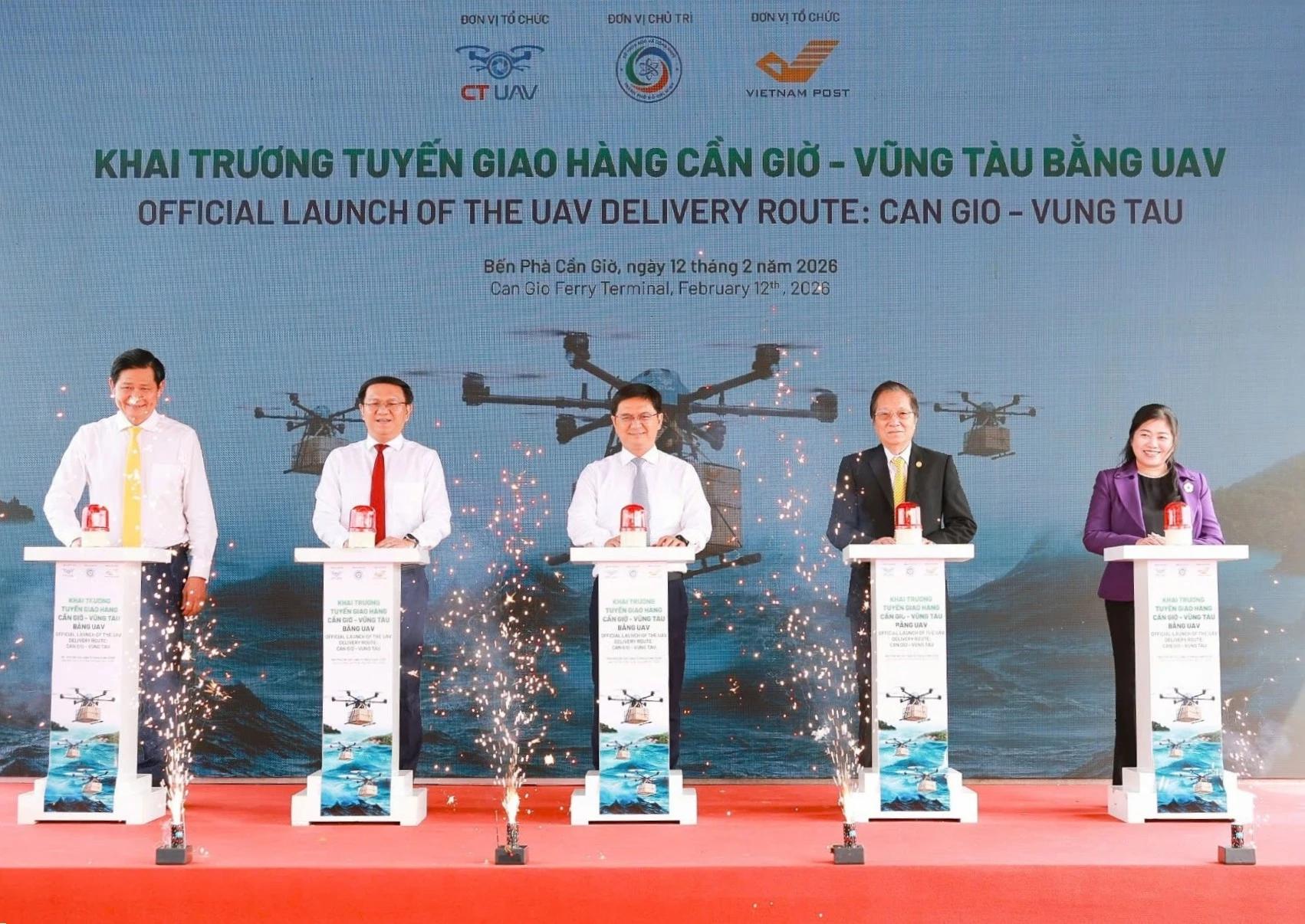Lần đầu tiên tại Việt Nam: UAV giao hàng vượt biển từ Cần Giờ đến Vũng Tàu