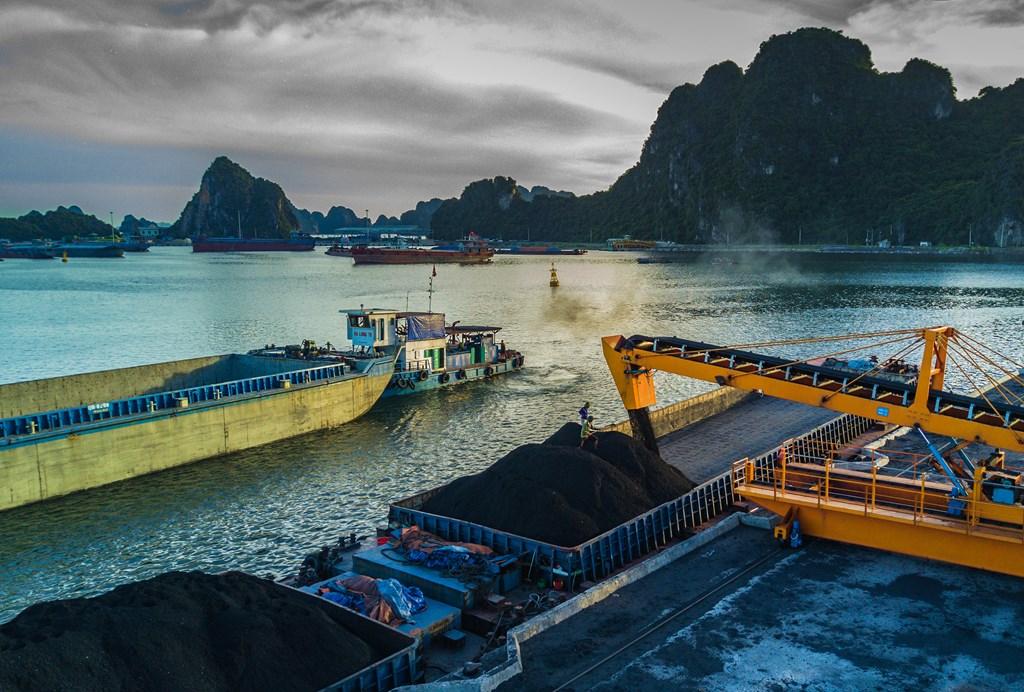 nganh-than-thi-dua-90-ngay-dem-hoan-thanh-toan-dien-ke-hoach