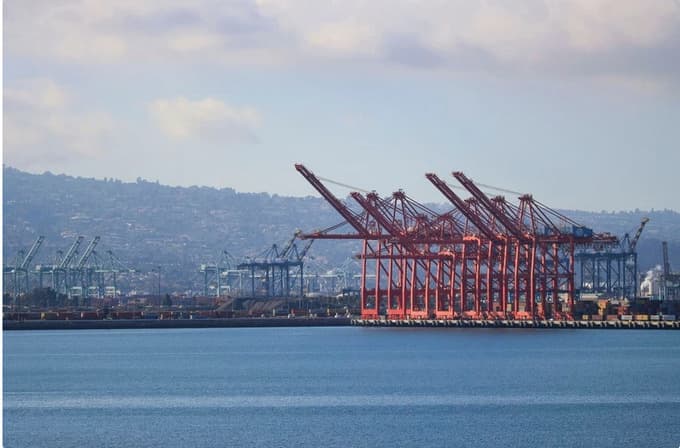 tong-thong-my-donald-trump-huong-toi-ap-thue-nhieu-mat-hang-nhap-khau