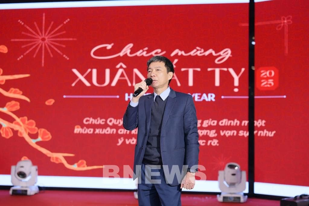 viglacera-dua-san-pham-made-in-vietnam-vuon-tam-the-gioi