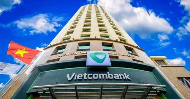Vietcombank muốn phát hành 1 tỷ cổ phiếu để tăng vốn