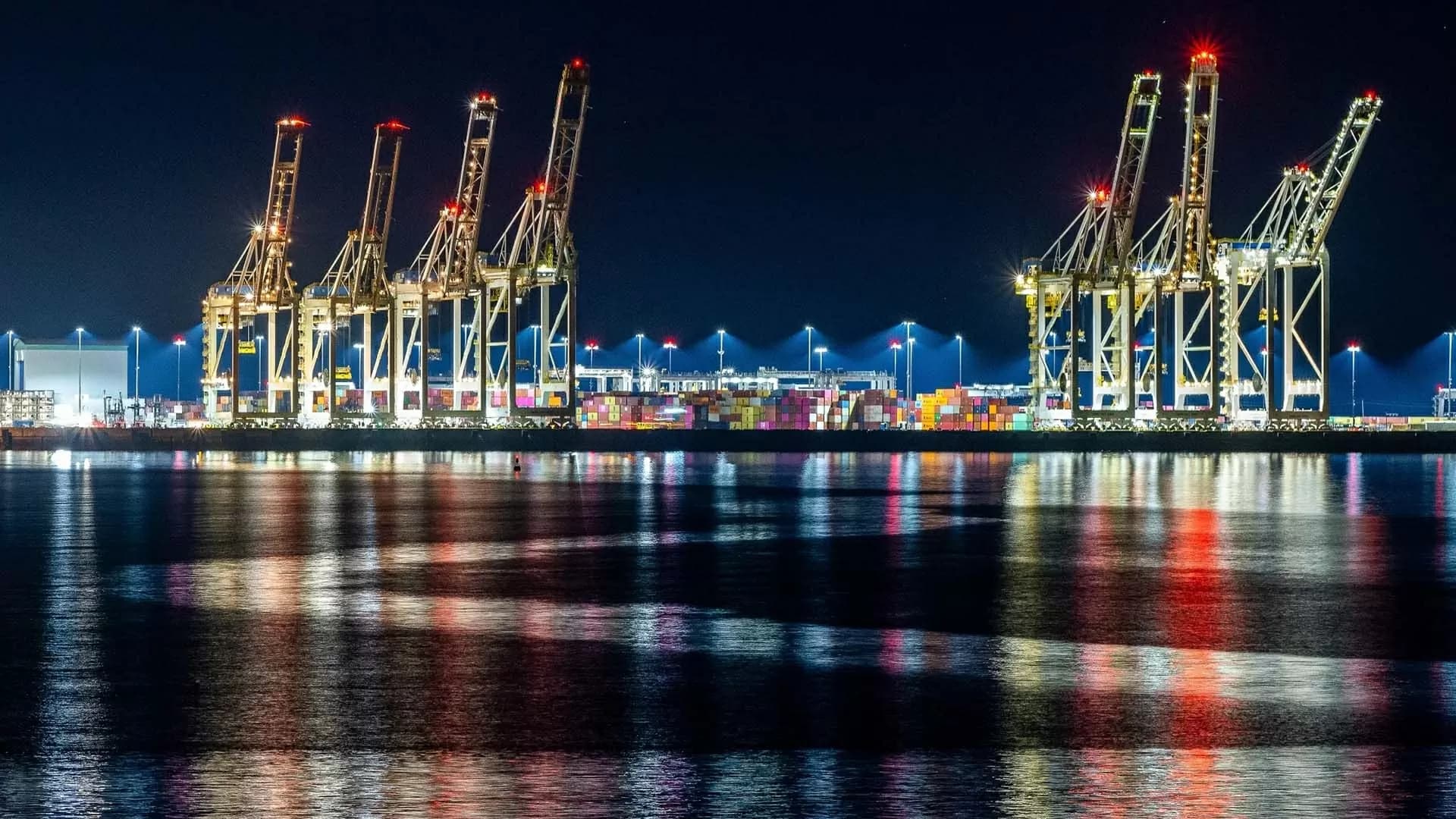 kinh-te-my-di-tren-day