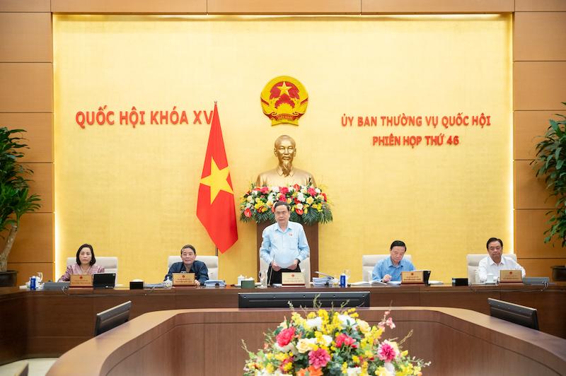 chu-tich-quoc-hoi-thong-qua-luat-duong-sat-sua-doi-som-thay-vi-nghi-quyet-dac-thu