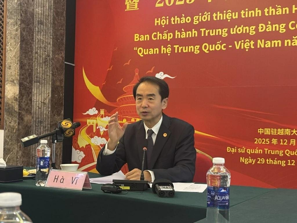 ba-cum-tu-khai-quat-quan-he-viet-nam-trung-quoc-nam-2025