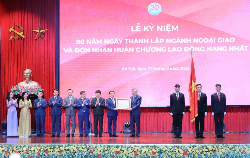 Ngoại giao kinh tế đóng vai trò trọng tâm trong kỷ nguyên mới