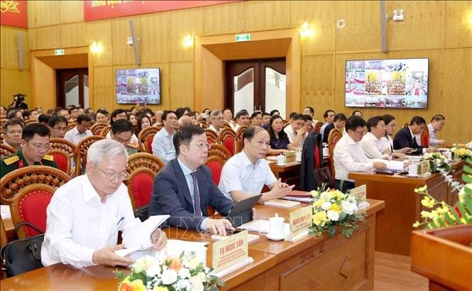 trien-khai-thuc-hien-nghi-quyet-dai-hoi-xiv-cua-dang-trong-doi-ngu-bao-chi-van-nghe-si-tri-thuc