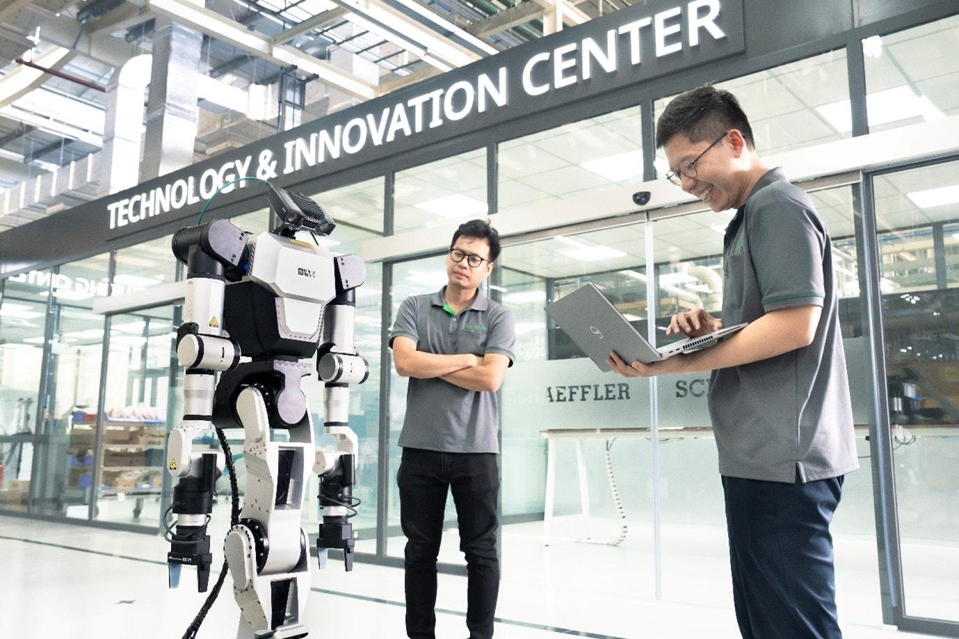 gop-phan-nang-tam-vi-the-nganh-san-xuat-tai-viet-nam-tam-nhin-cua-schaeffler-ve-doi-moi-sang-tao-so-hoa-va-phat-trien-ben-vung