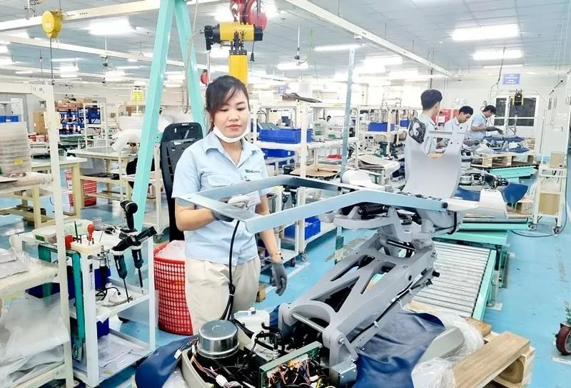 Sản xuất sớm, kỳ vọng xuất khẩu ‘thuận buồm xuôi gió’