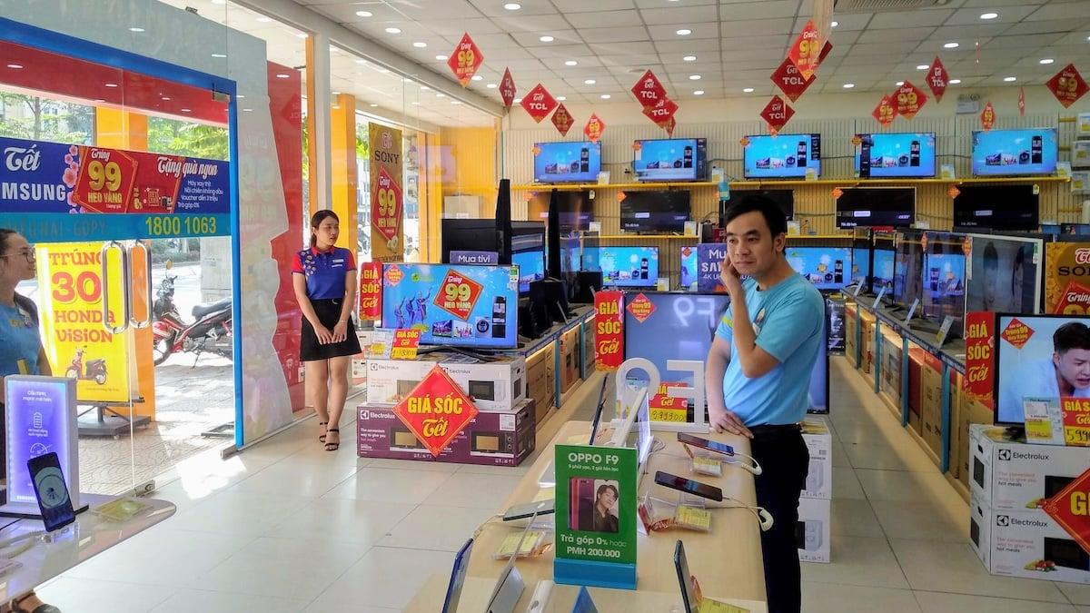 cac-chuoi-ban-le-bung-no-doanh-so-thu-lai-nghin-ty