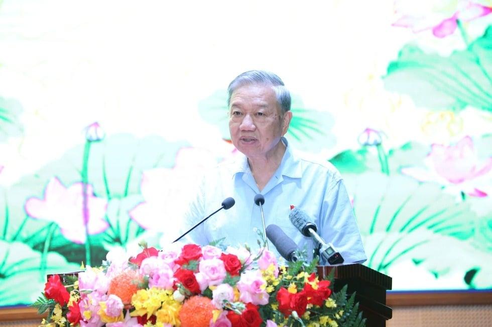 tong-bi-thu-khong-duoc-tu-nhan-hoa-dat-dai-cua-nha-nuoc