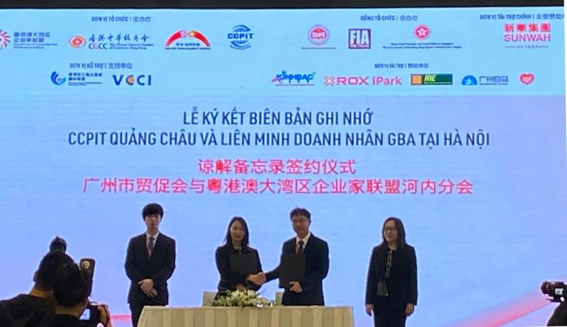 lien-minh-doanh-nhan-vung-vinh-lon-thuc-day-dau-tu-vao-viet-nam