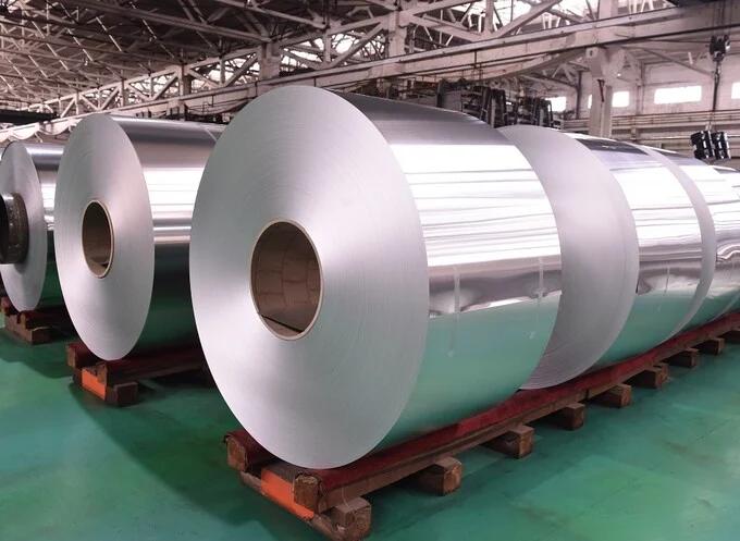 Mỹ chính thức nâng thuế nhập khẩu nhôm, thép lên 50%