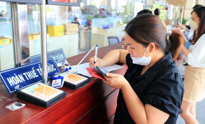 hoan-thue-vat-moi-dat-42-du-toan-ca-nam