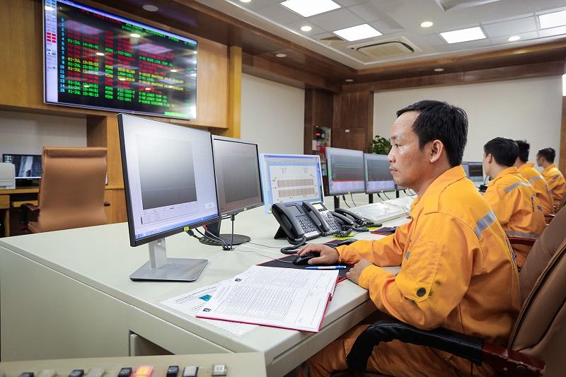 khoa-hoc-cong-nghe-nen-tang-dua-petrovietnam-buoc-vao-ky-nguyen-moi