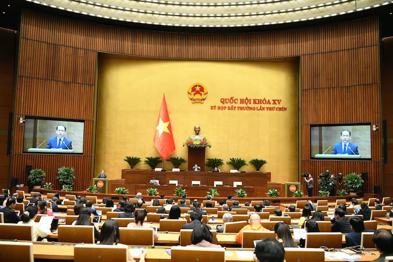 Trường hợp thật cần thiết vì lợi ích quốc gia, Thủ tướng được áp dụng các biện pháp khác luật