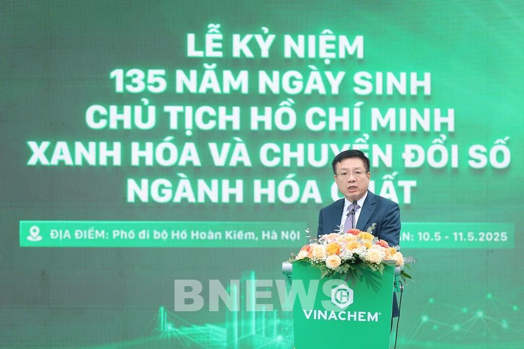 xanh-hoa-chuyen-doi-so-nganh-hoa-chat-ra-mat-san-thuong-mai-dien-tu-vinachemmart