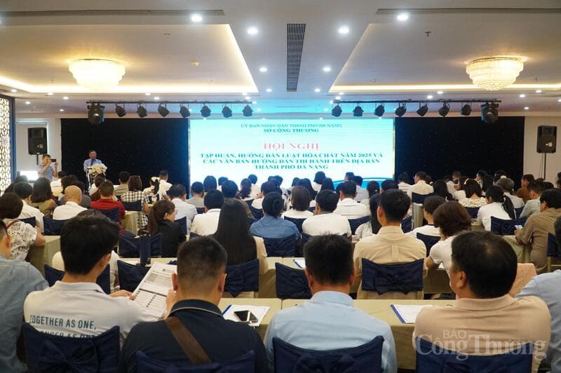 Đà Nẵng: 'Cầm tay chỉ việc' thực hiện Luật Hóa chất cho doanh nghiệp