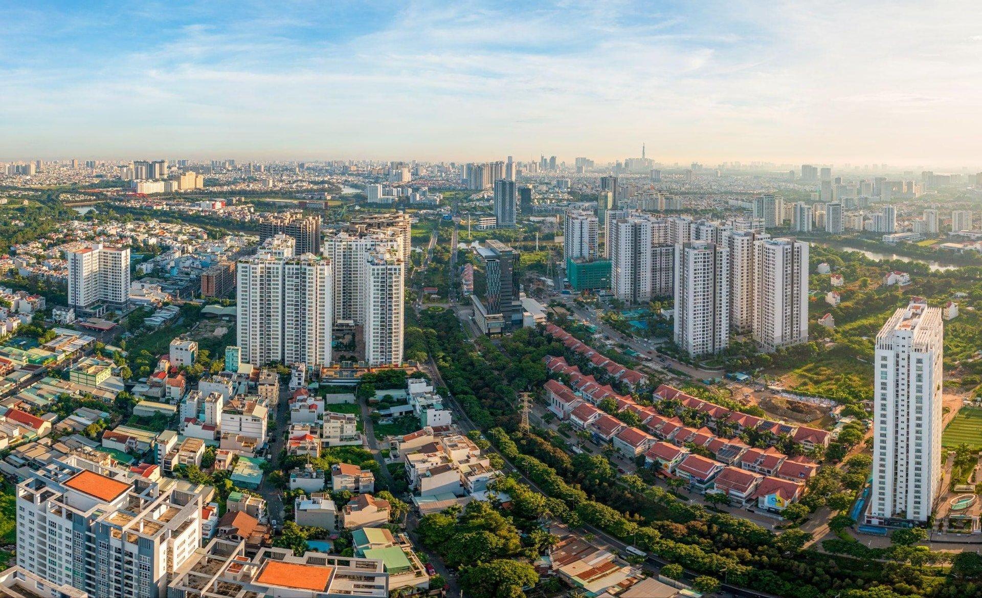 Nguồn cung BĐS tăng mạnh: 58 dự án được cấp phép, 157 dự án được phép bán