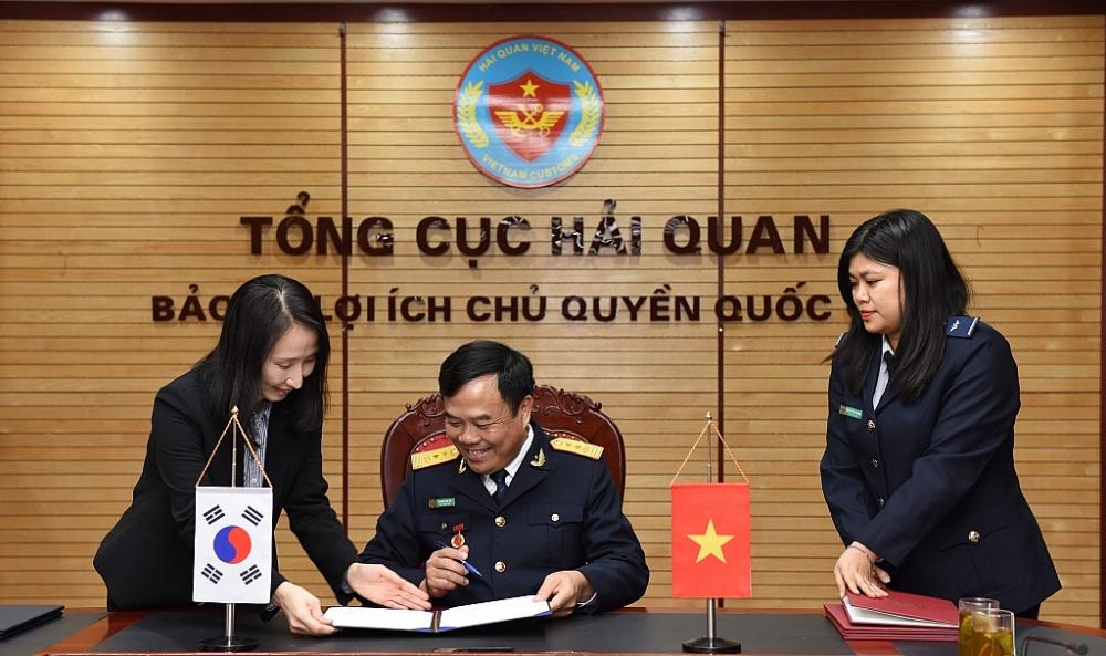 viet-nam-han-quoc-ky-thoa-thuan-cong-nhan-ve-doanh-nghiep-uu-tien