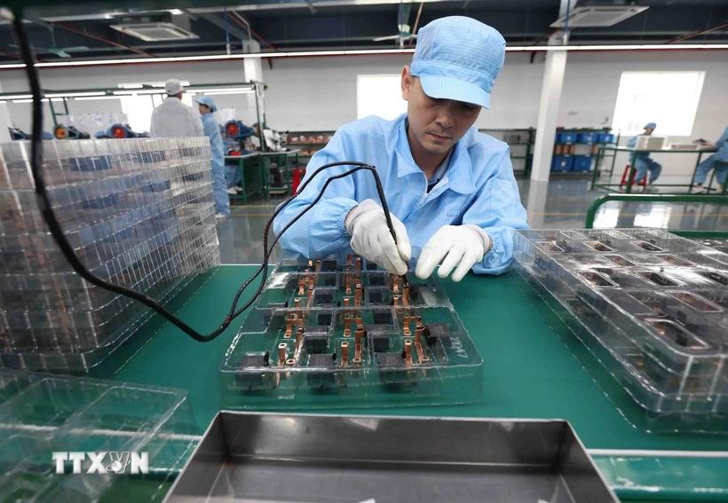 Việt Nam là thị trường xuất khẩu hàng hóa thứ 8 của Singapore