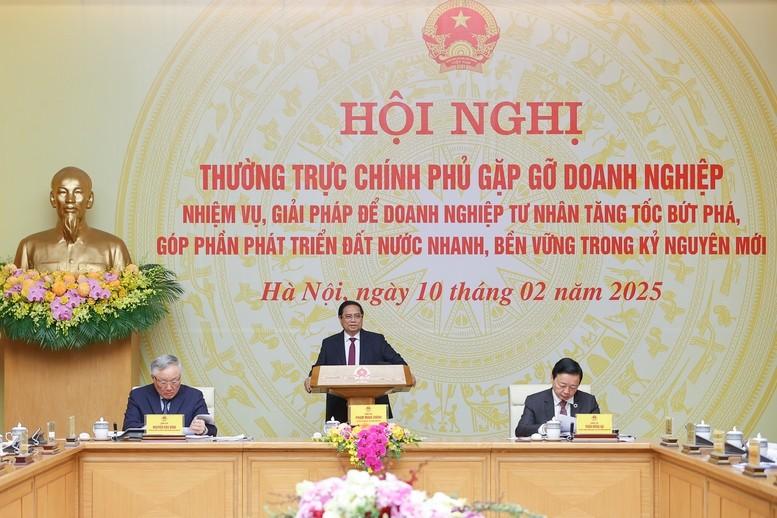 Thủ tướng đề nghị doanh nghiệp tư nhân tham gia gánh vác những việc lớn của đất nước