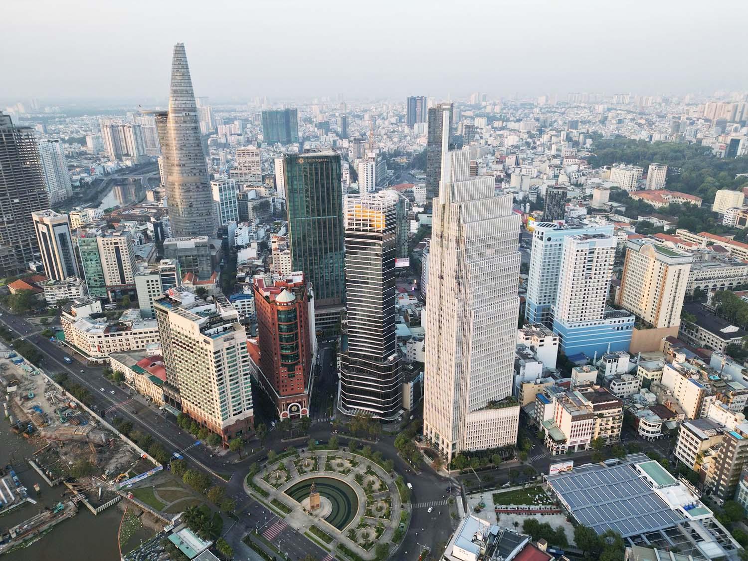 chuan-bi-ra-mat-trung-tam-tai-chinh-quoc-te-viet-nam-tai-tphcm