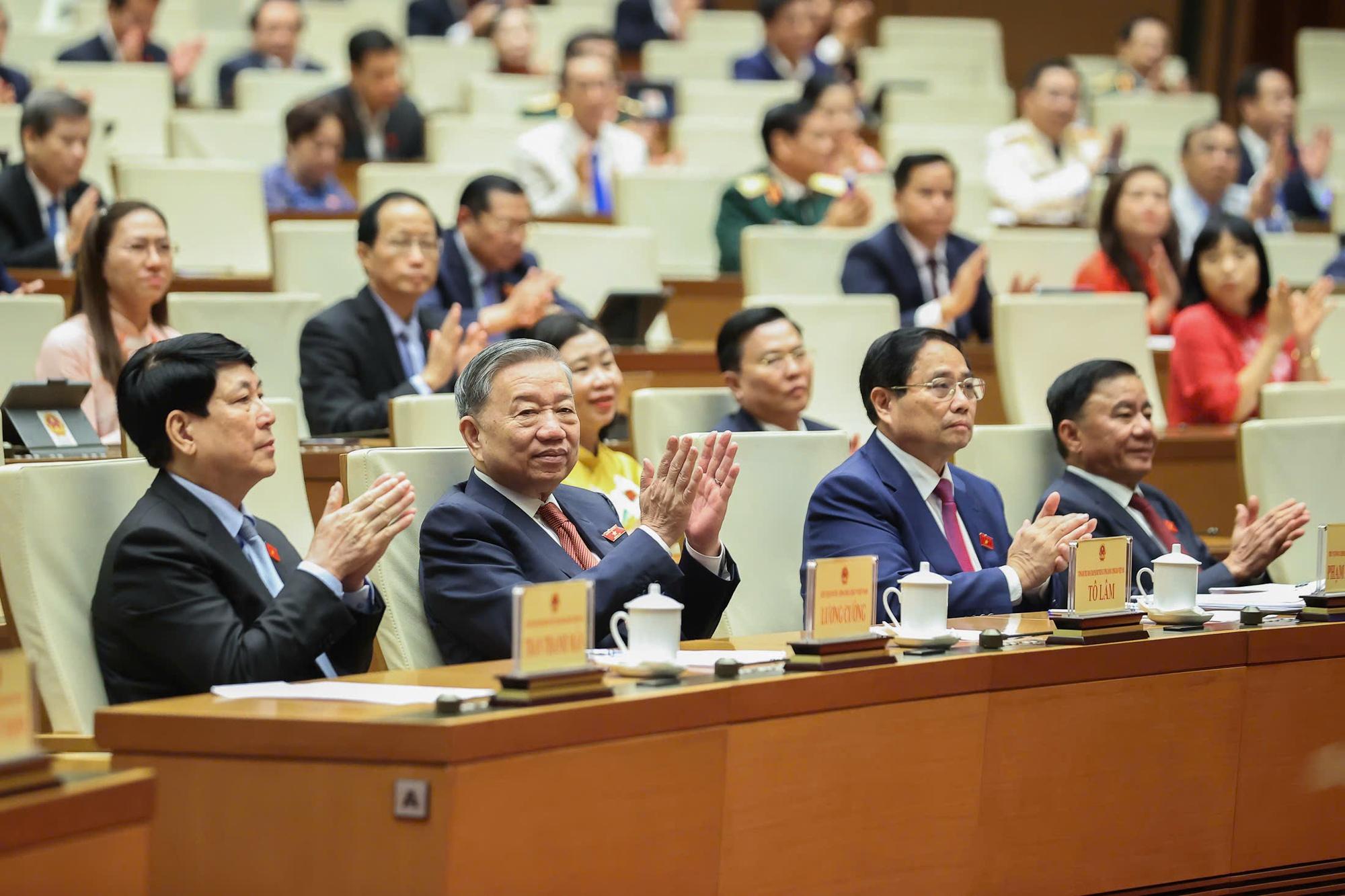 ky-hop-thu-9-quoc-hoi-xem-xet-quyet-dinh-khoi-luong-cong-viec-rat-lon-co-y-nghia-lich-su