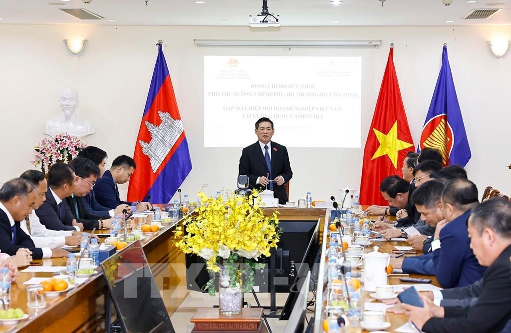 ho-tro-doanh-nghiep-viet-nam-va-campuchia-phat-huy-moi-tiem-nang-san-co