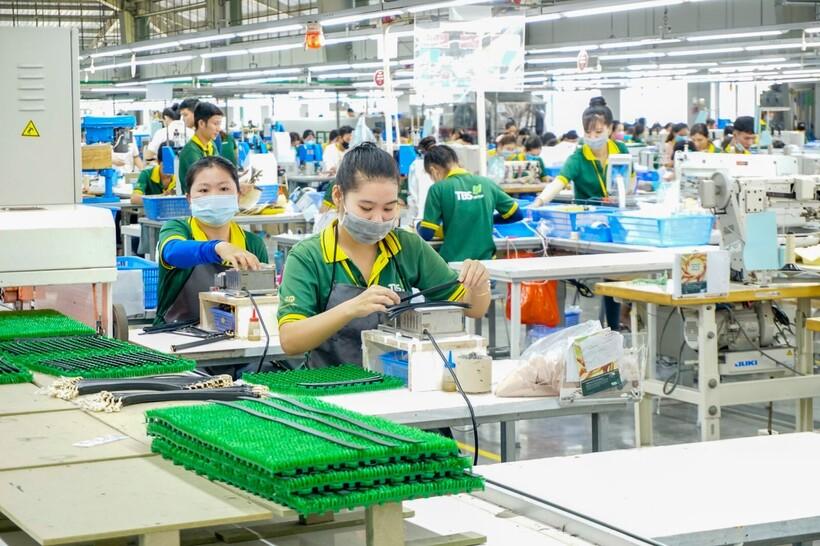 chi-so-pmi-viet-nam-duoc-danh-gia-ra-sao-trong-thang-62025