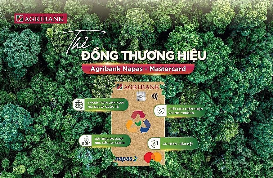 agribank-ra-mat-the-dong-thuong-hieu-napas-mastercard-mot-the-moi-giao-dich-vi-tuong-lai-xanh