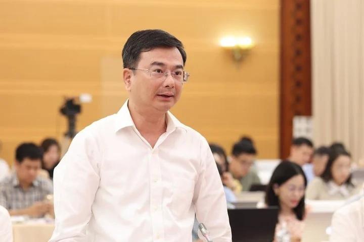 Phó Thống đốc: Ngành ngân hàng gặp sức ép lớn về cung ứng vốn