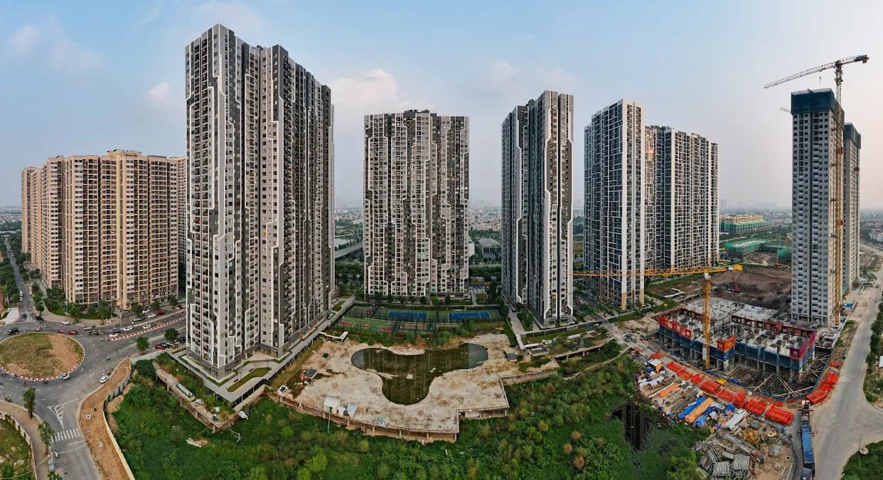 Thị trường căn hộ Hà Nội đổi hướng: Nguồn cung tăng mạnh, dòng tiền chảy ra ngoài lõi đô thị