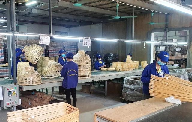 thuc-day-phat-trien-manh-me-doanh-nghiep-nho-va-vua