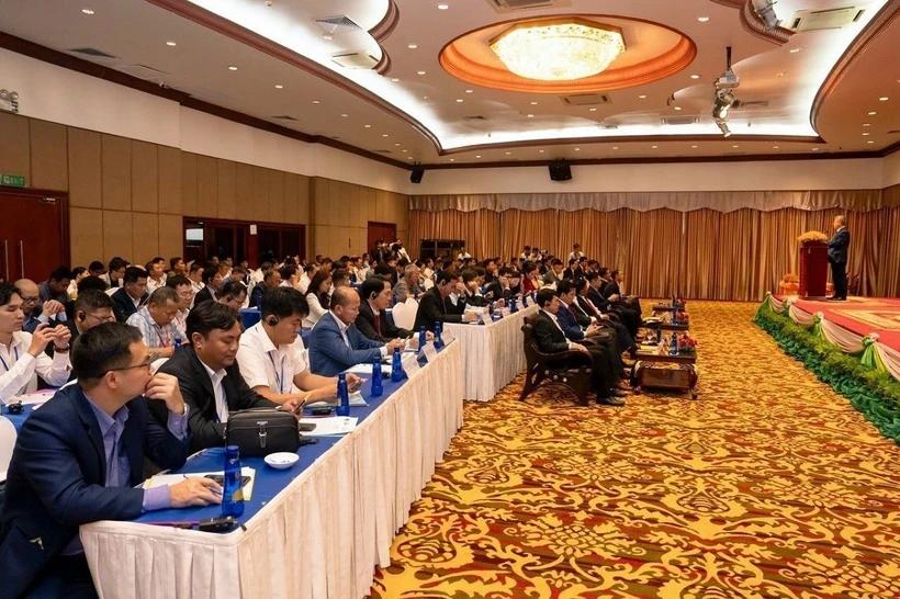 Tăng cường hợp tác về thương mại điện tử và kinh tế số Việt Nam-Campuchia